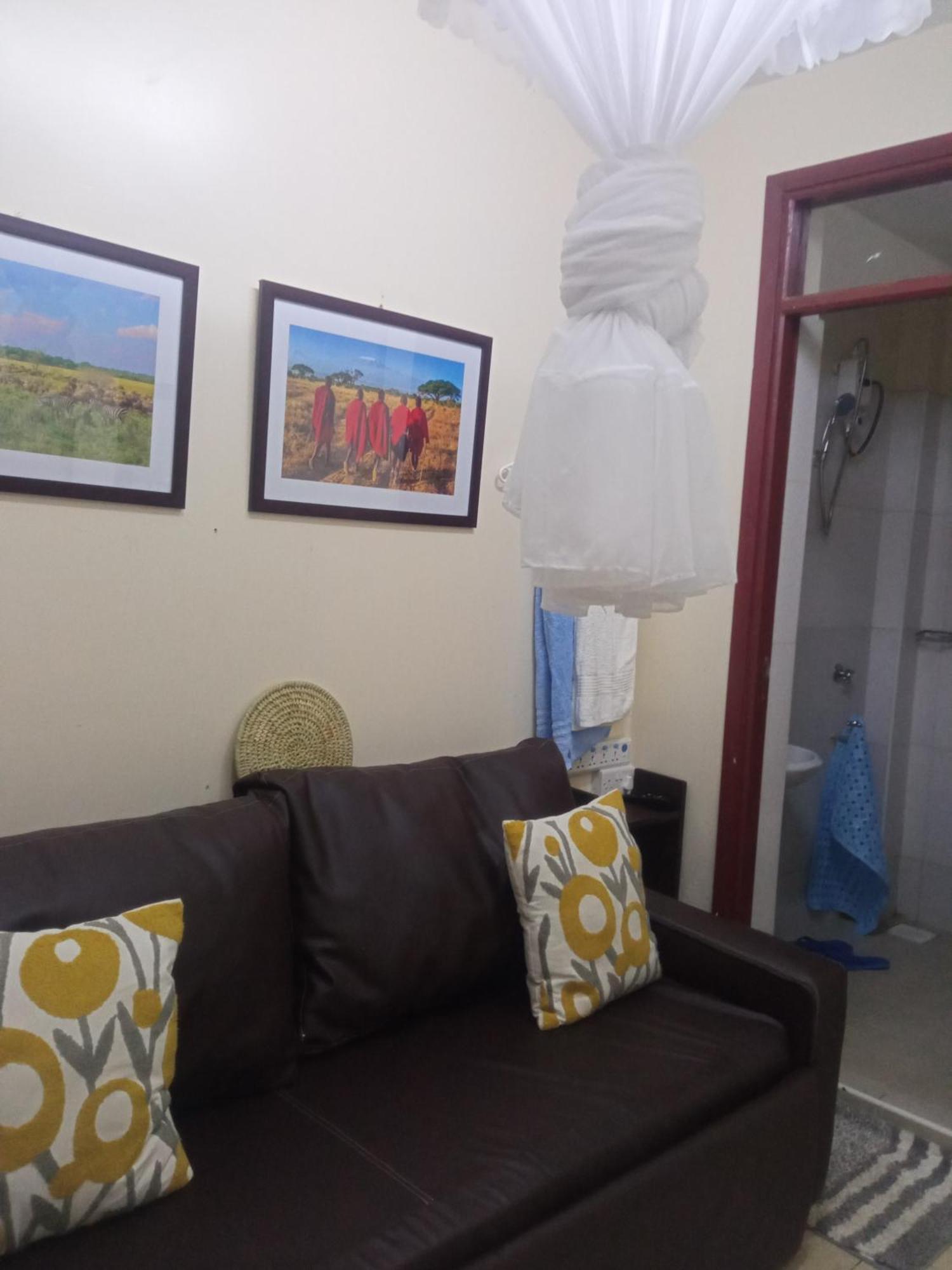 Madini Furnished Apartment 1 Near Jkia Sgr Nairobi Exteriör bild