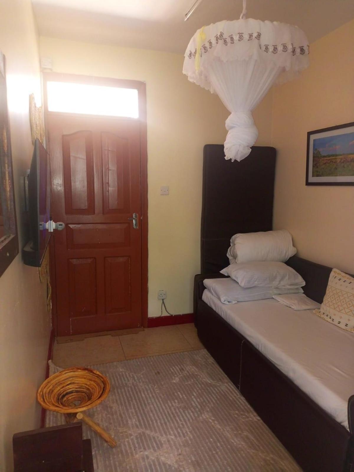 Madini Furnished Apartment 1 Near Jkia Sgr Nairobi Exteriör bild